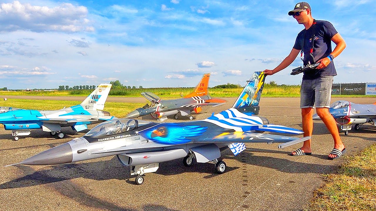 8x F-16 XXXL FIGHTING FALCON TEAM JETCAT RC TURBINE JETS FLIGHT DEMONSTRATION