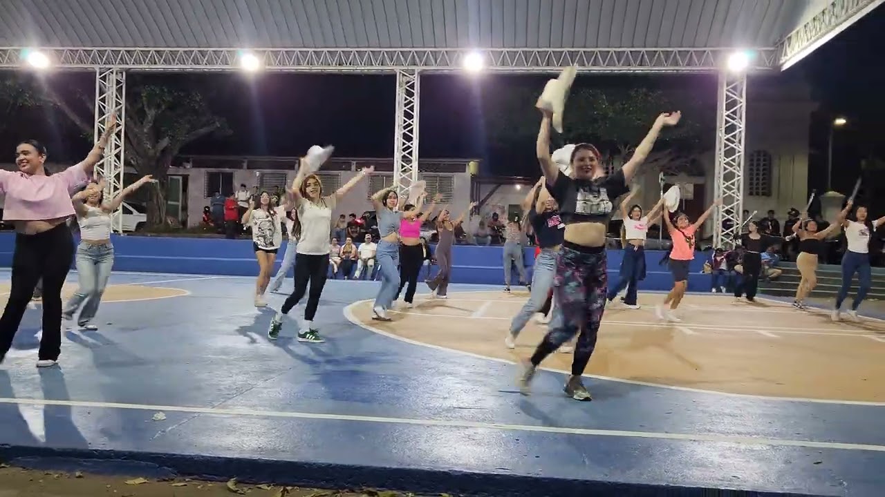 Ensayando nuevo Tema ILB
