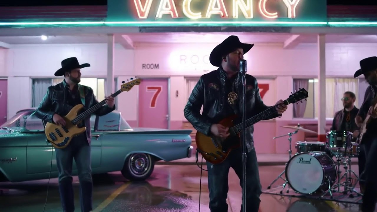 Country Rock Mix – Southern Soul & Dust Trails Inspired by Blackberry Smoke
