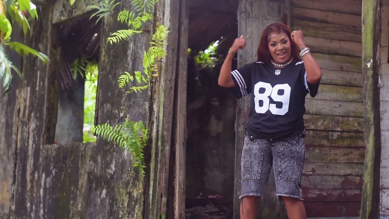 Black Nadia - Sahotaka (Clip Officiel)