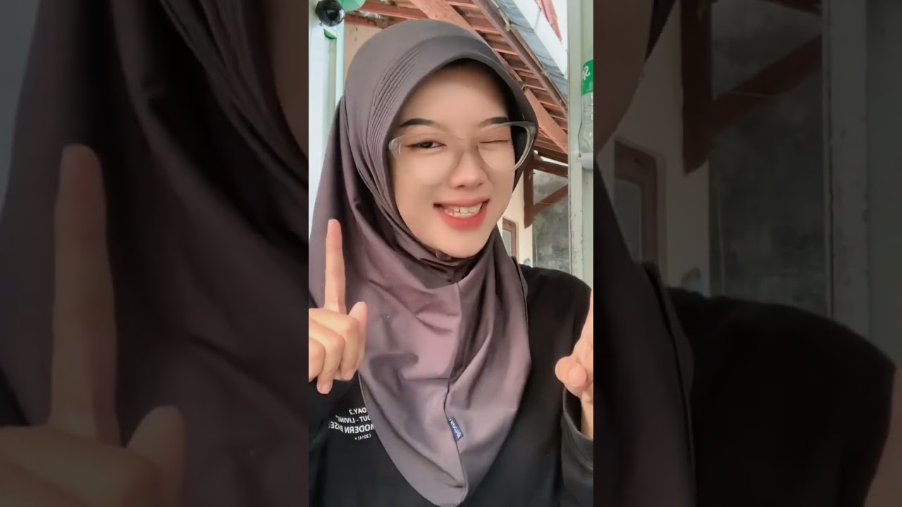 TIKTOK HIJAB HOT ID @hanyahanoll24 BIKIN NGECROT PARAH💦💦💦🥵🥵🥵