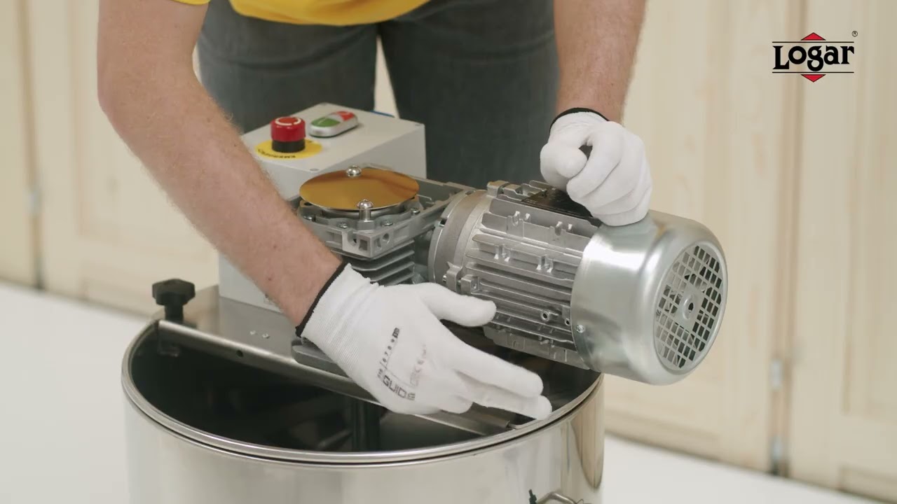 Honigrühr- und Mischgerät für Honig LOGAR 100 kg mit Heizung und Isolation (Art. 7175, 7176)
