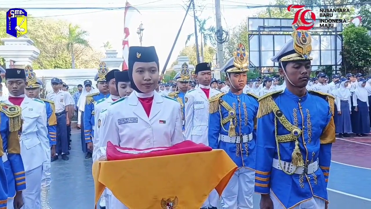 UPACARA DAN TASYAKURAN PERINGATAN HUT KE-79 KEMERDEKAAN RI DI UPT SMP NEGERI 1 TUBAN, 17/8/2024