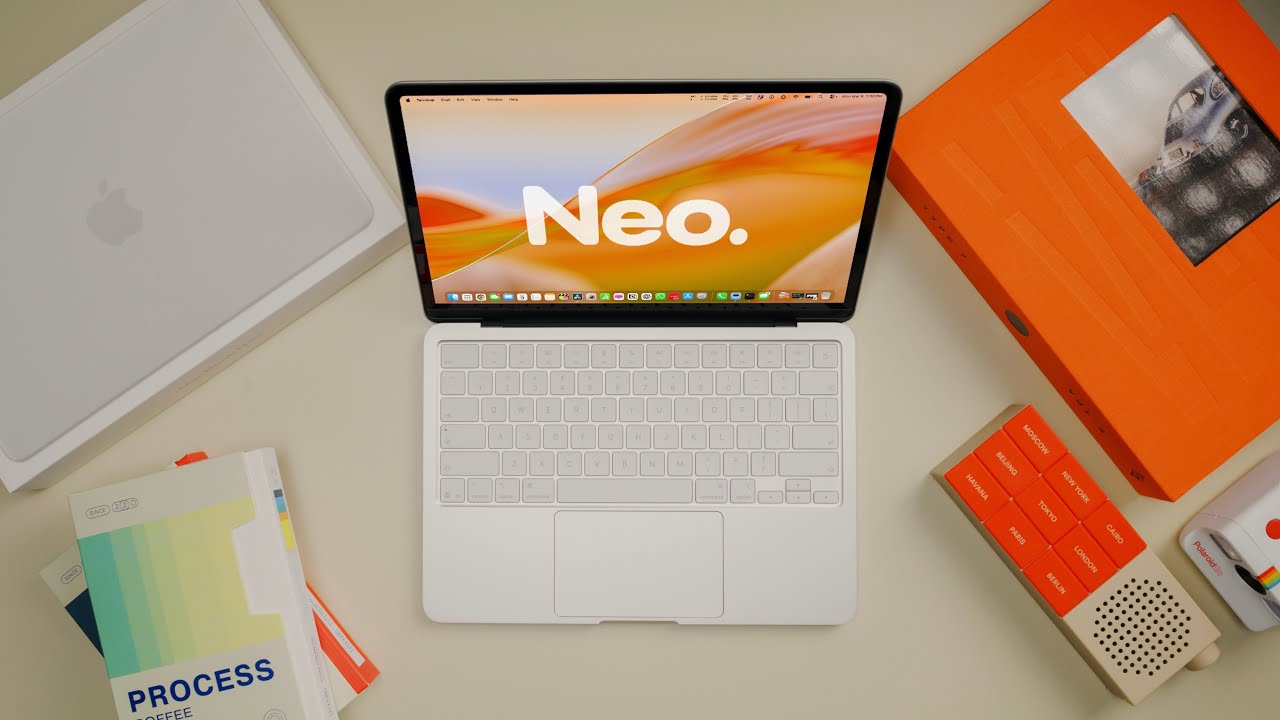 NEW MacBook Neo Unboxing // Apple&rsquo;s $599 Budget Mac!