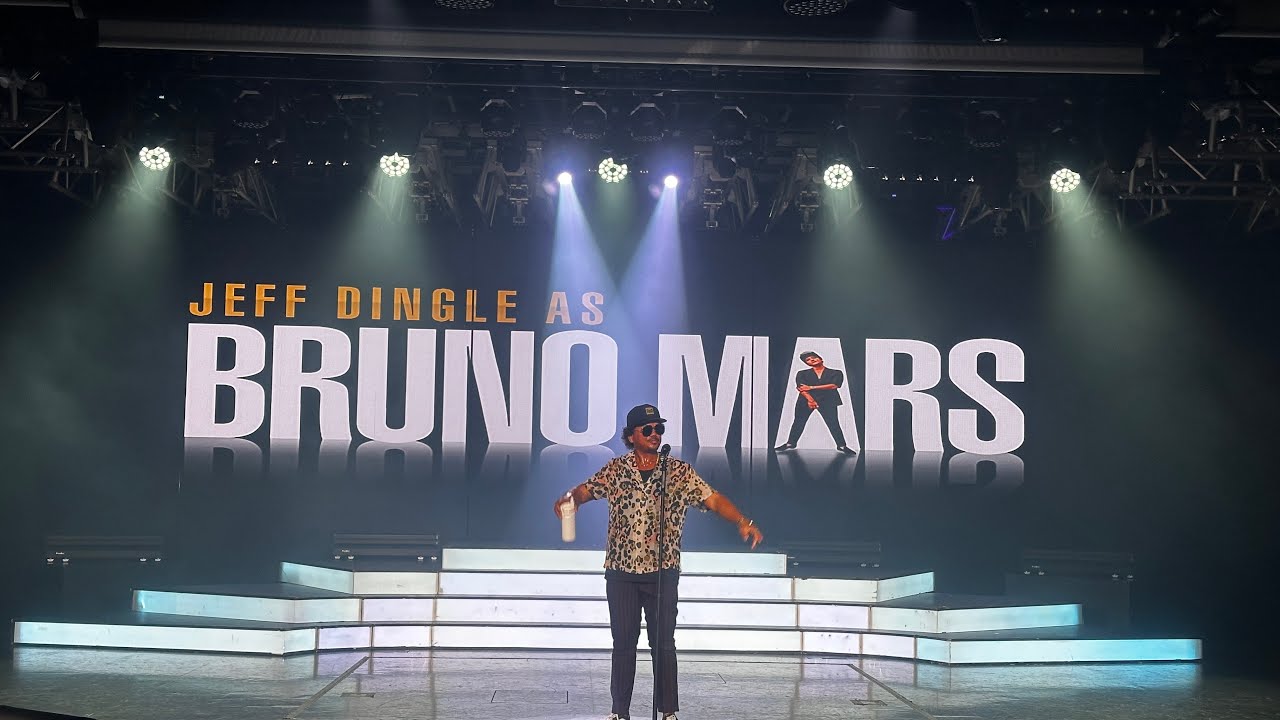 Jeff Dingle as Bruno Mars: Just the Way You Are #brunomars #msccruise #livemusic 