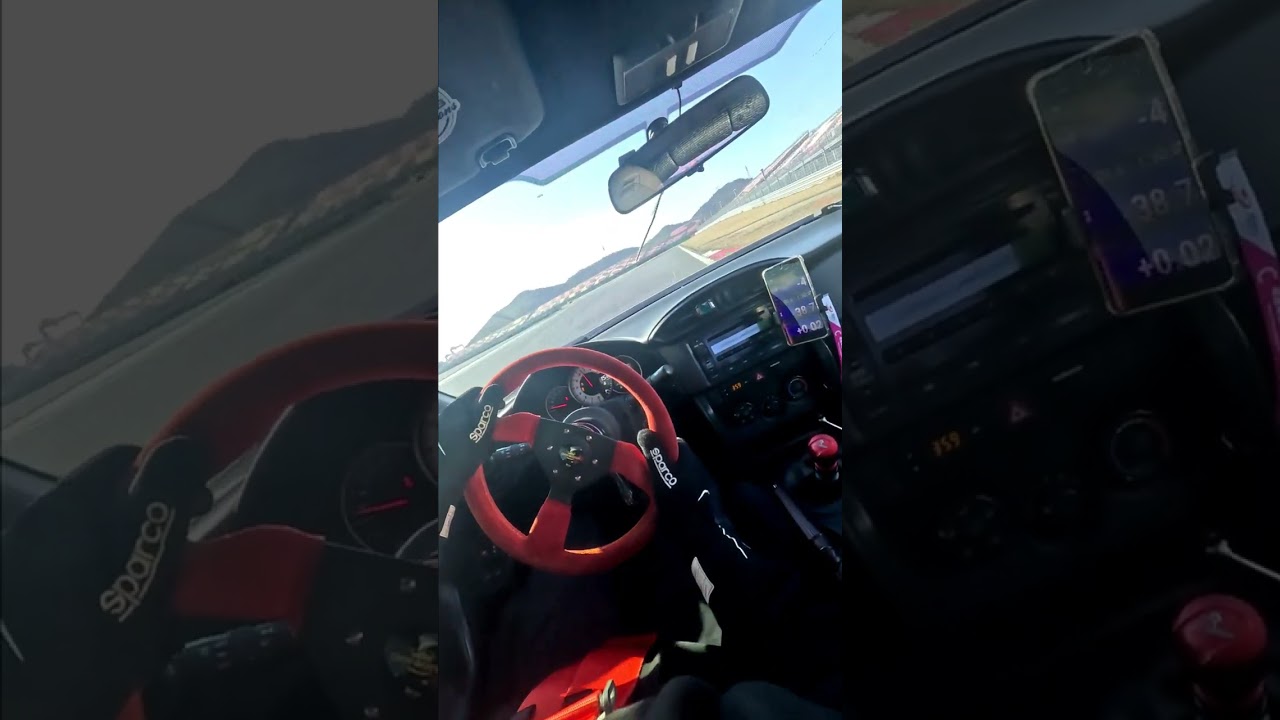 GT86 VS 350ZNISMO