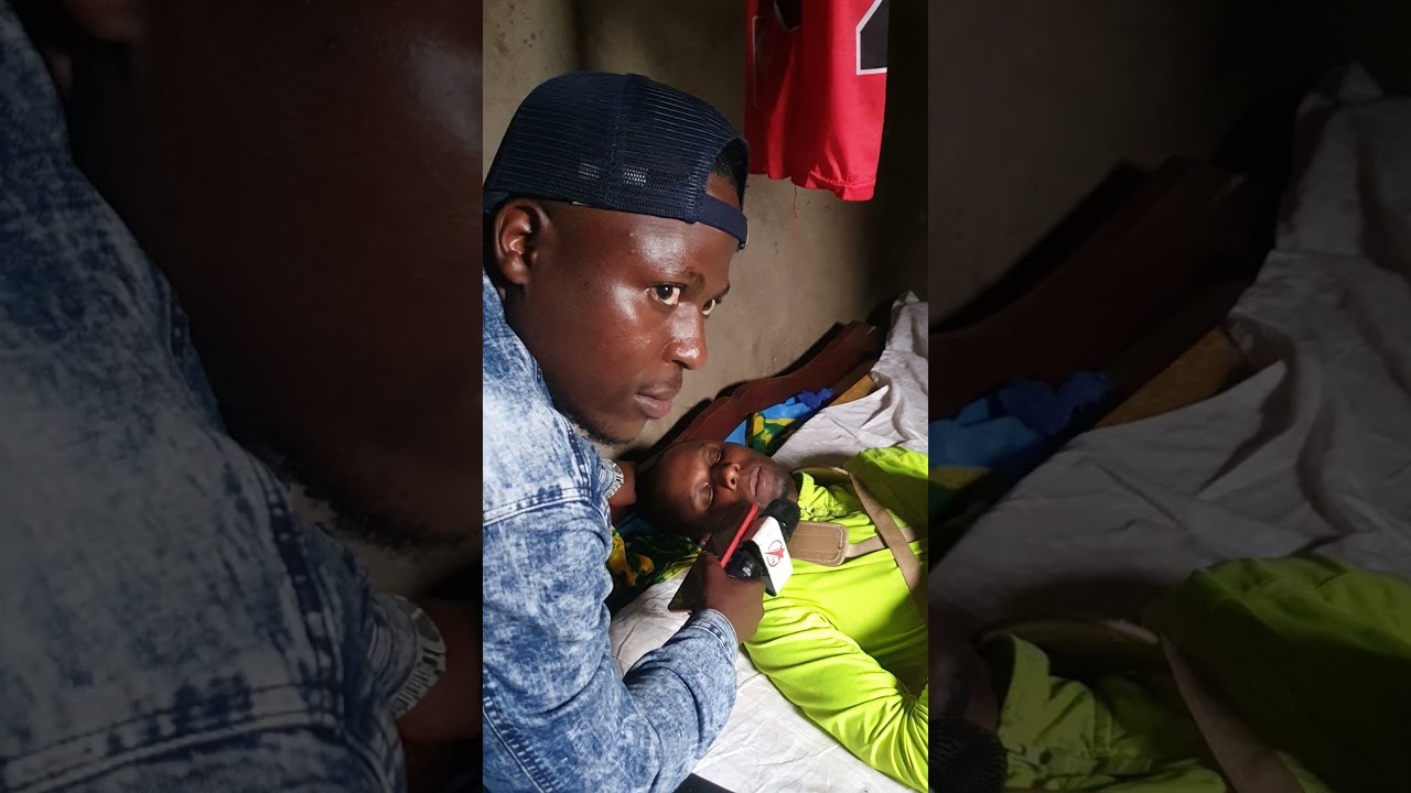 Venant n'umusore yagize isanganya acaba paralysé akeneye ubufasha kugira ashike hanze.