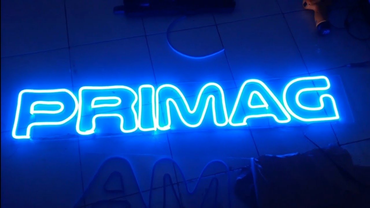Bikin Huruf dengan LED Neon Flexibel