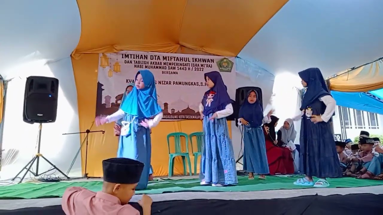 Kreasi tari yarobibil Mustofa acara Imtihanan MDTA Miftahul Ikhwan 2022