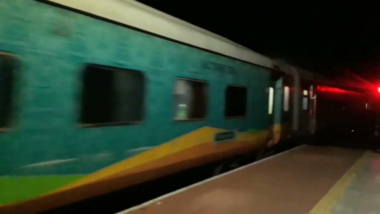 First LBH Run of Shalimar-Mumbai (LTT) Kurla Express |18030|Kurla Express|#indianrailways #train