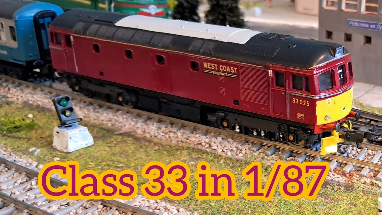 British model trains in H0 1/87 scale.  Lima Class 33