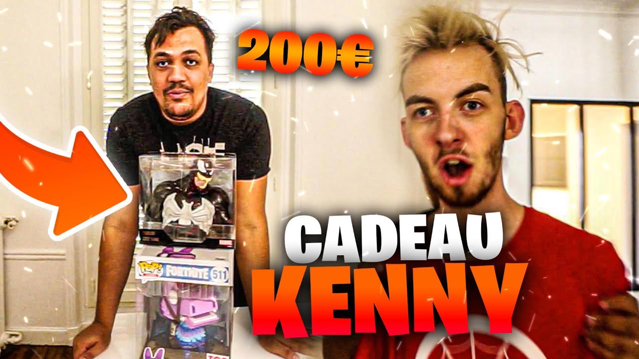 JE VOLE LA CARTE BANCAIRE DE KENNY POUR LUI FAIRE PLAISIR