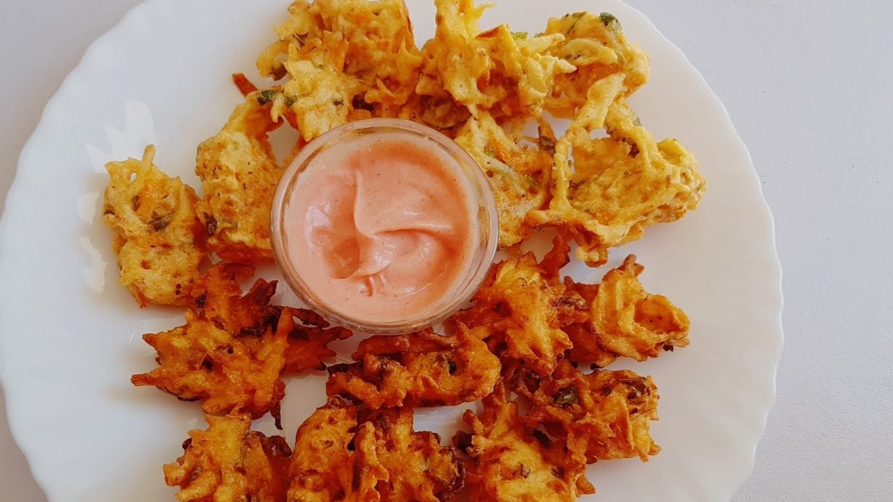 Kachche Aloo ke snakes ki recipe/Aloo Pakora by tasty street food