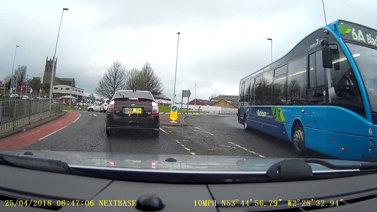 Blackburn taxi accident waiting to happen and dodgy numberplates