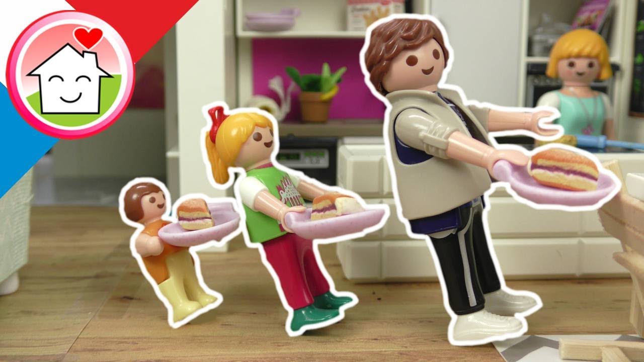 Playmobil en francais Tout copier - vidéo avec Anna et Lena - La famille Hauser