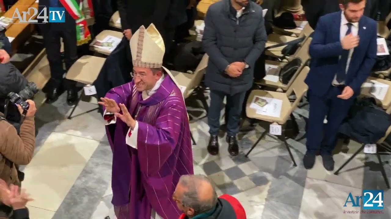 La cerimonia di insediamento in duomo di Mons. Migliavacca
