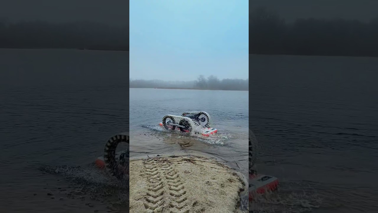 Elektryczna gąsienica uczy się pływać hehe PAFNUCE electric Track #amfibia #amphibious #vehicle #fun