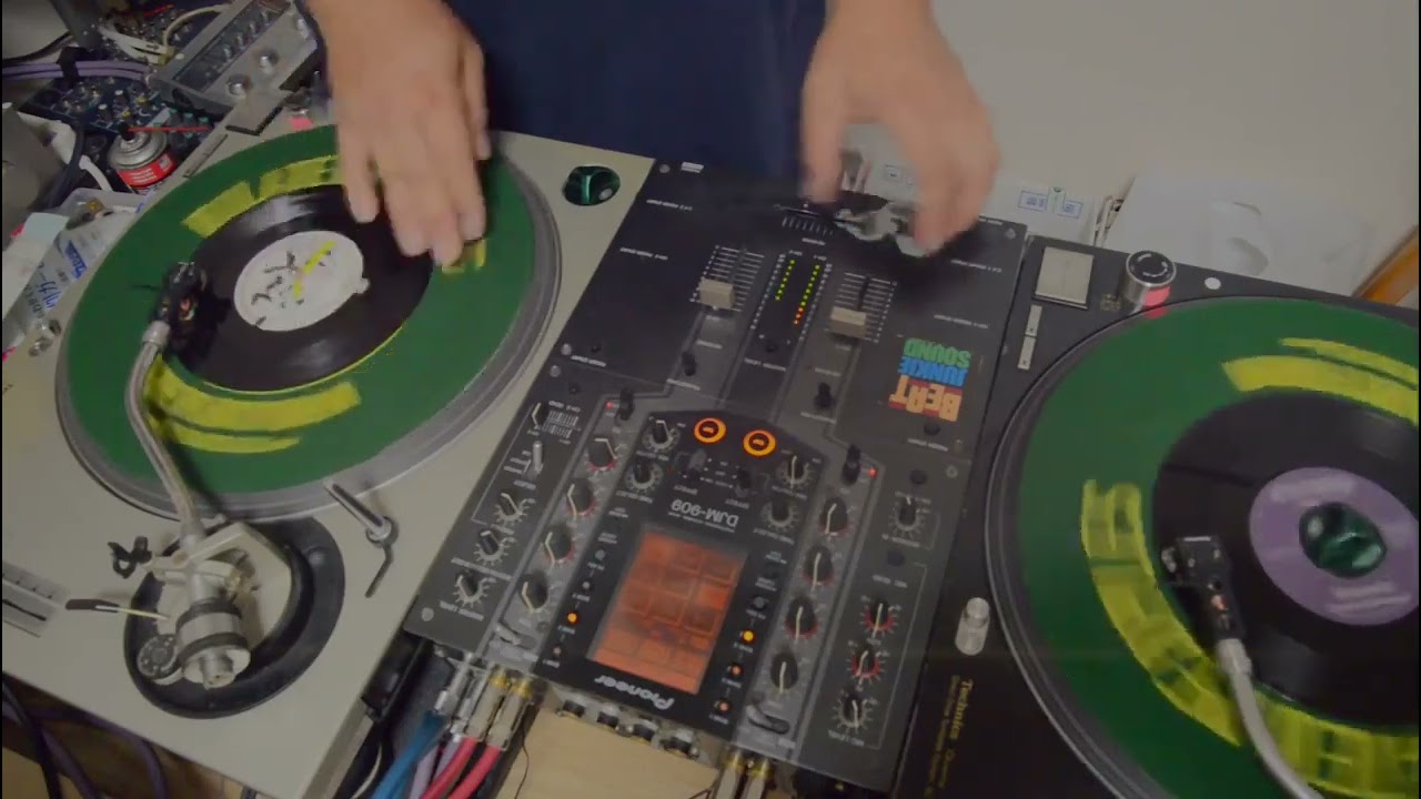 junya 310kings scratch practice, gets busy on vinyl 45's!!