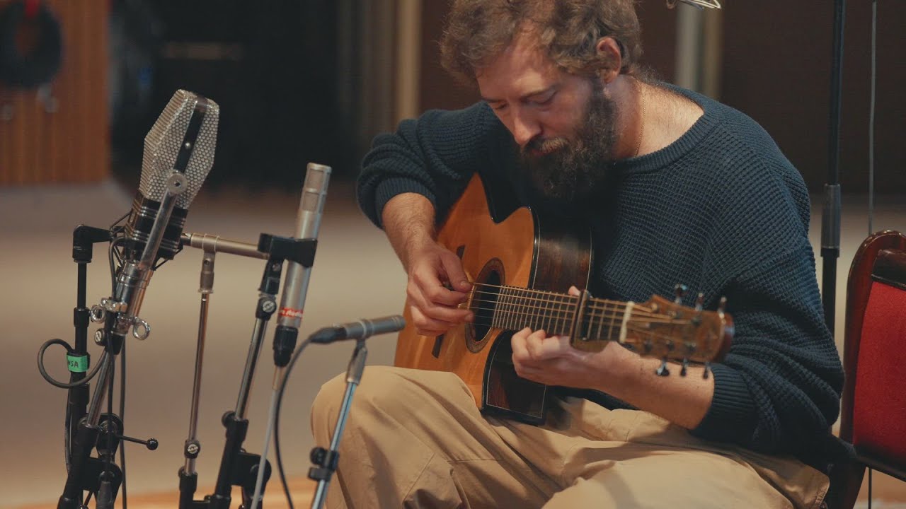 Alan Gogoll - Bella's Harmonic