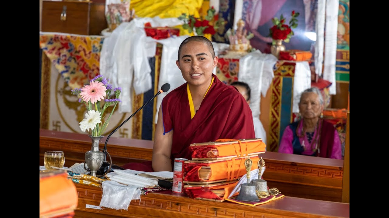 Loponma Yangchen Lhamo on How to Practice the 8 Purification and Restoration Vows (Sojong)