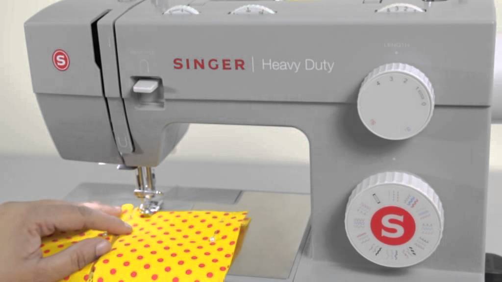 SINGER Sewing Machine Model 4432