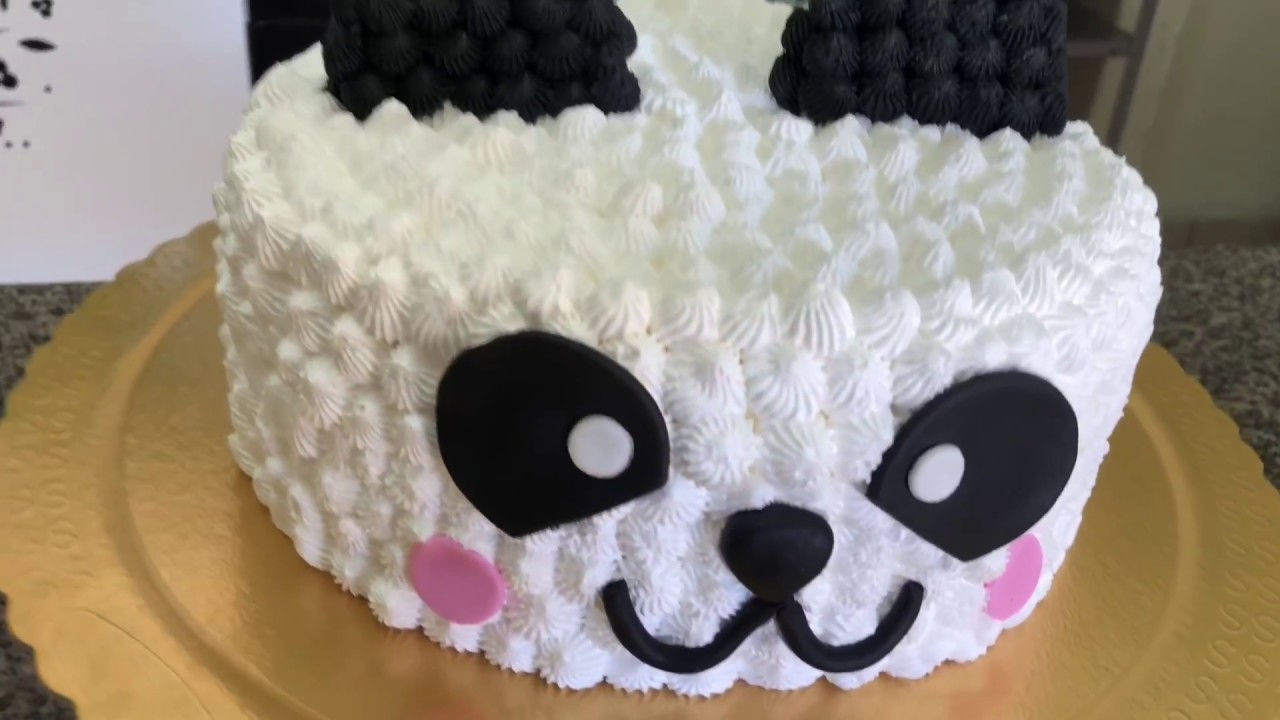 Como decorar um bolo panda