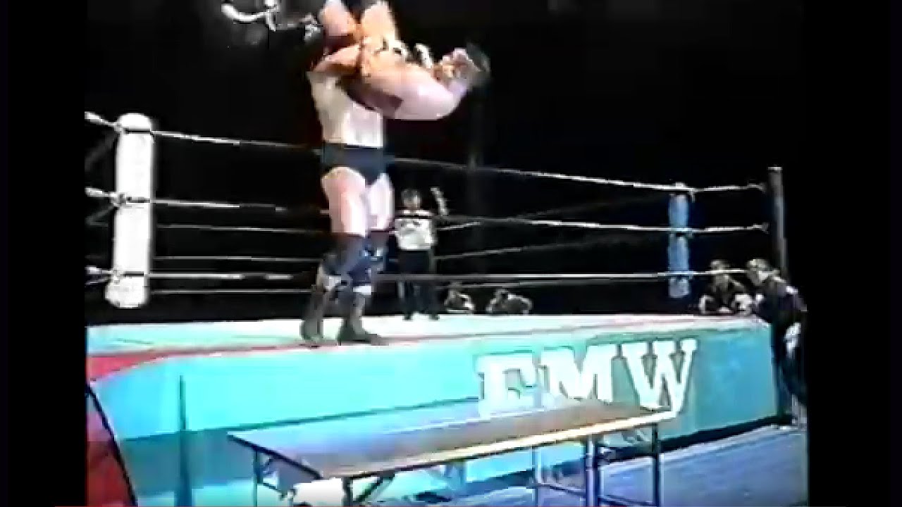 1997 09 28 Mike Awesome vs Masato Tanaka