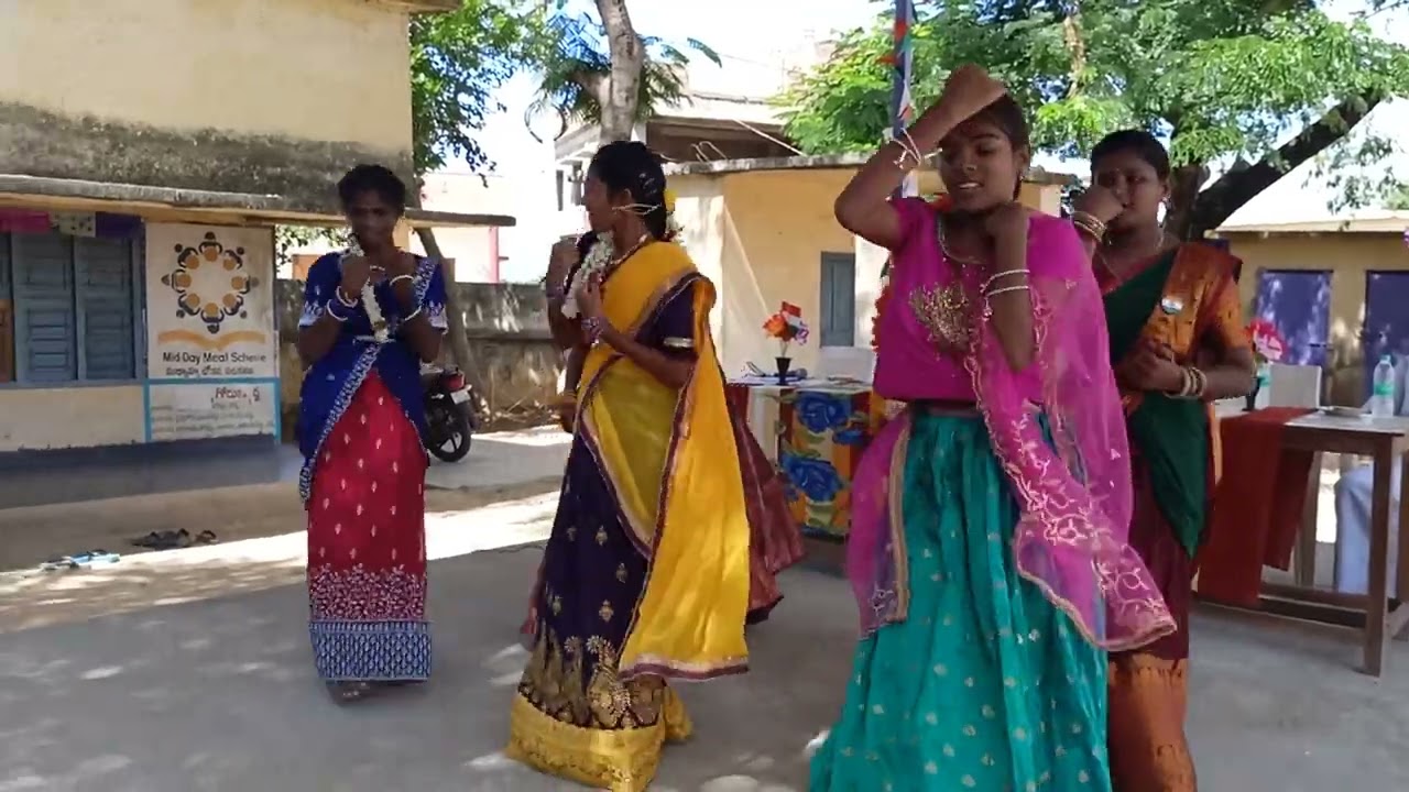 independence day cultural activities at ZPHS VADLA MOPUR