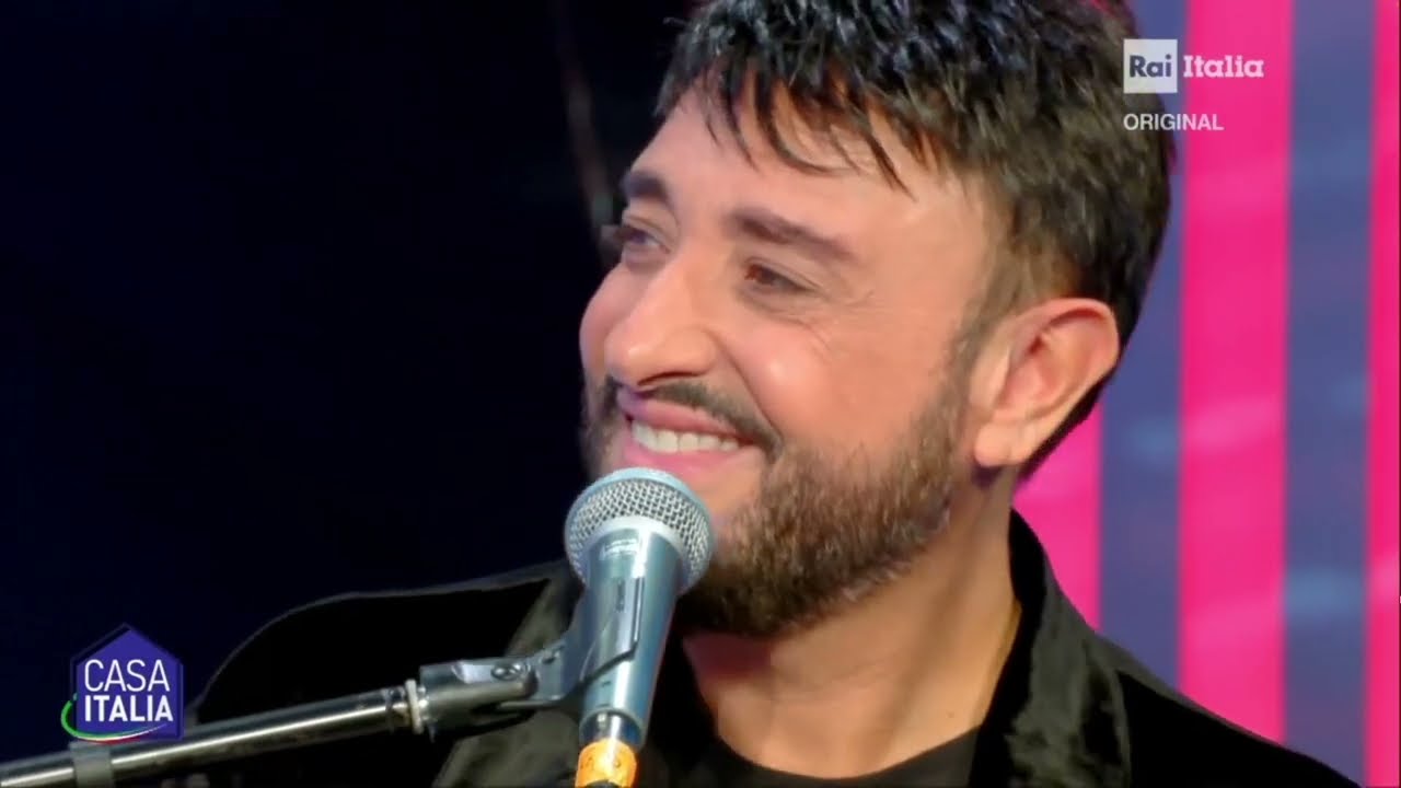 AMORE AMARO