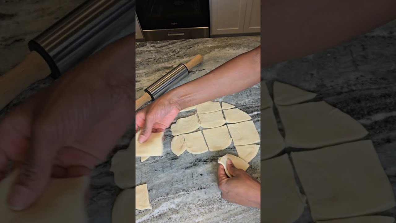 Beginners Only!! Mandazi Recipe, 3 Ingredients|no eggs|Raw video.  #mandazi #mahamri #kenyanMandazi