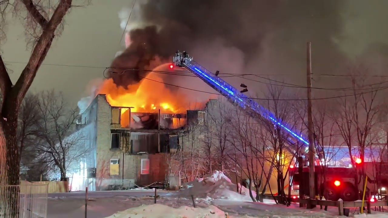 Apartment building to be torn down after fire crews use ladder trucks to fight fire
