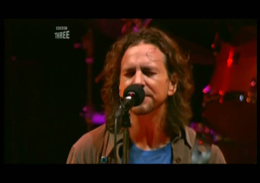 Pearl Jam - Sad (Reading '06) HD