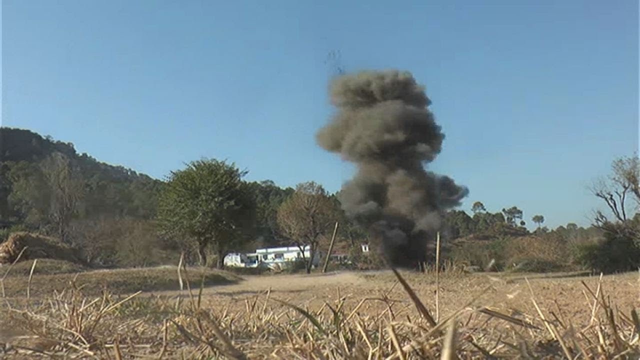 Army destroys live Pak bombs in Nowshera area
