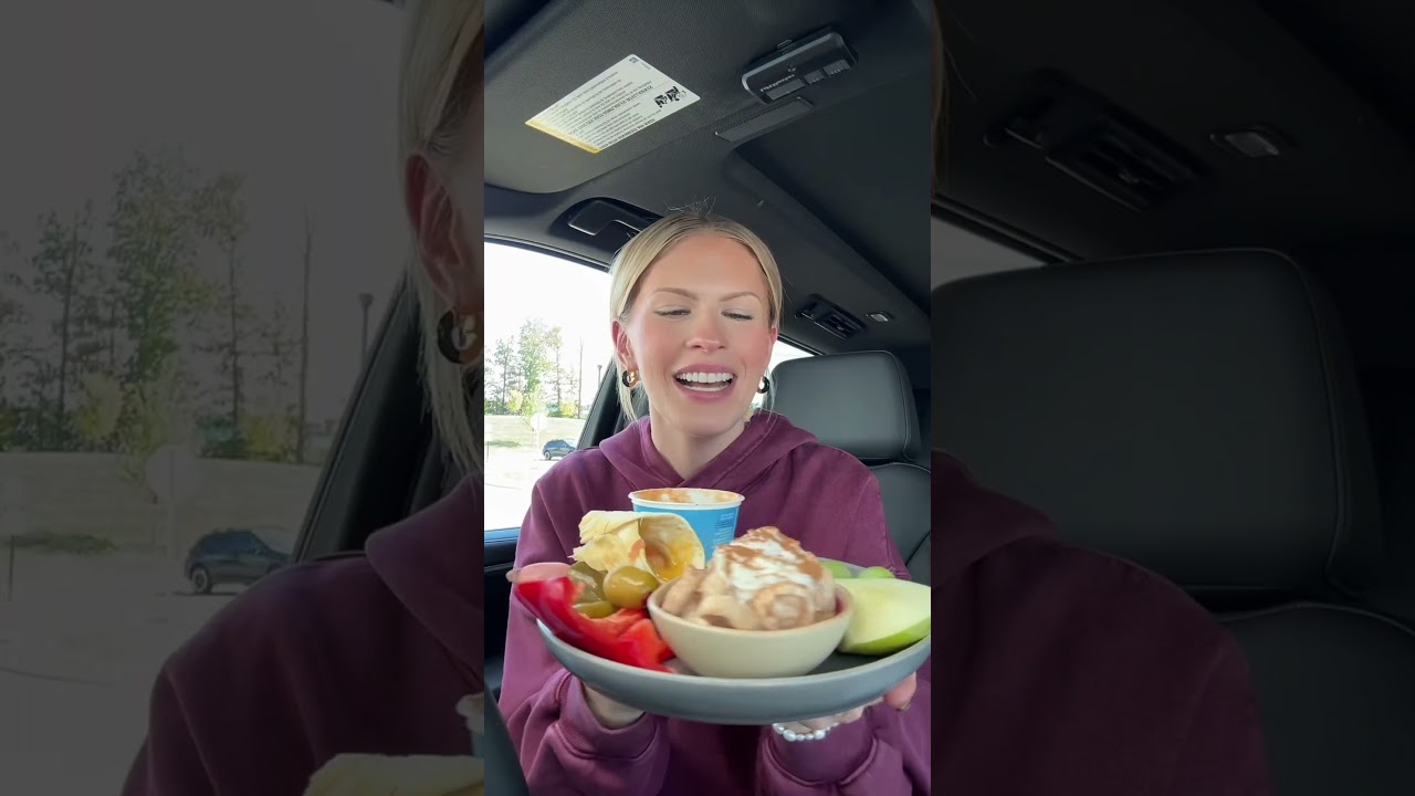 Aldi haul snack plate lunch🍏🫑 (540 cals + 58g protein) Here&rsquo;s what&rsquo;s on my plate: