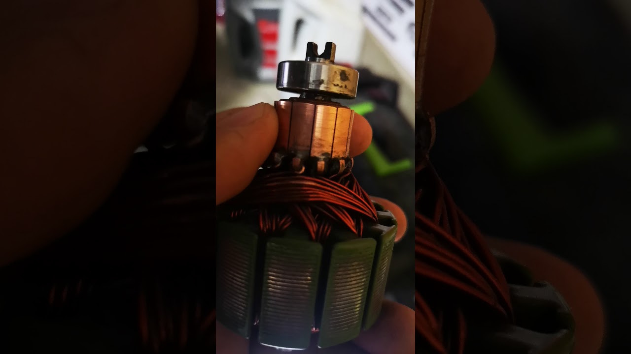 Pajero 3/4. Гидроаккумулятор.  Груша.  Проблема с тормозами.