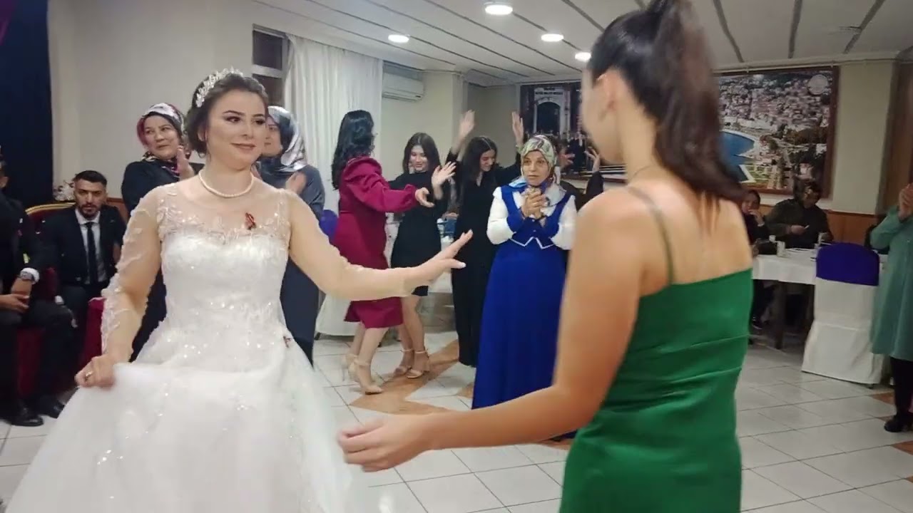 kaptaş oyun havası çaldı gelin arkadaşları doyasıya eğlendi