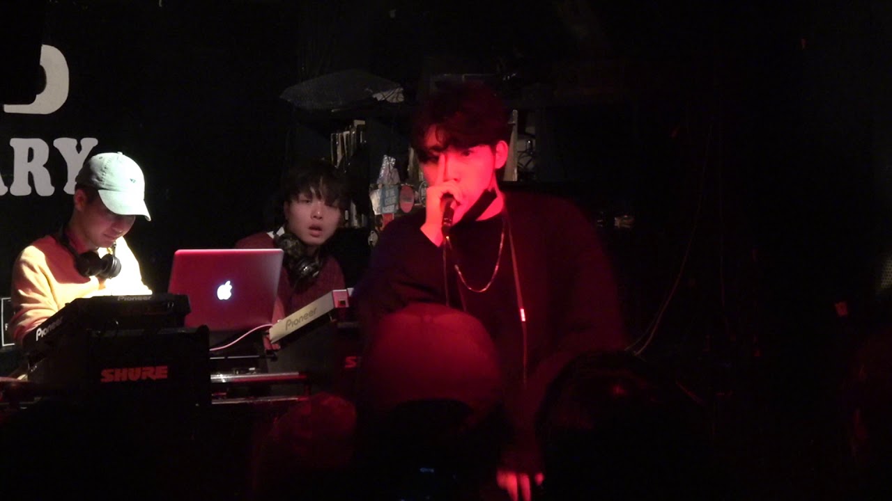 クニトリ Judge Showcase BIGMAN
