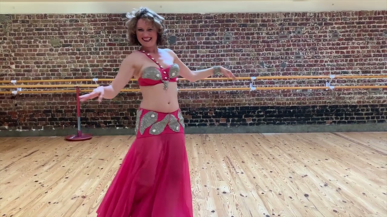 Maëlle performs Suhaila Salimpour's Mashaal choreography