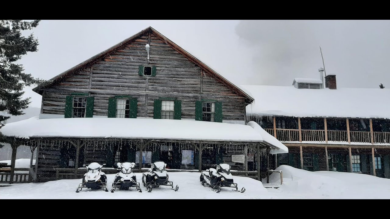 Trip motoneige au Québec à travers Lanaudière et Laurentides Février 2023