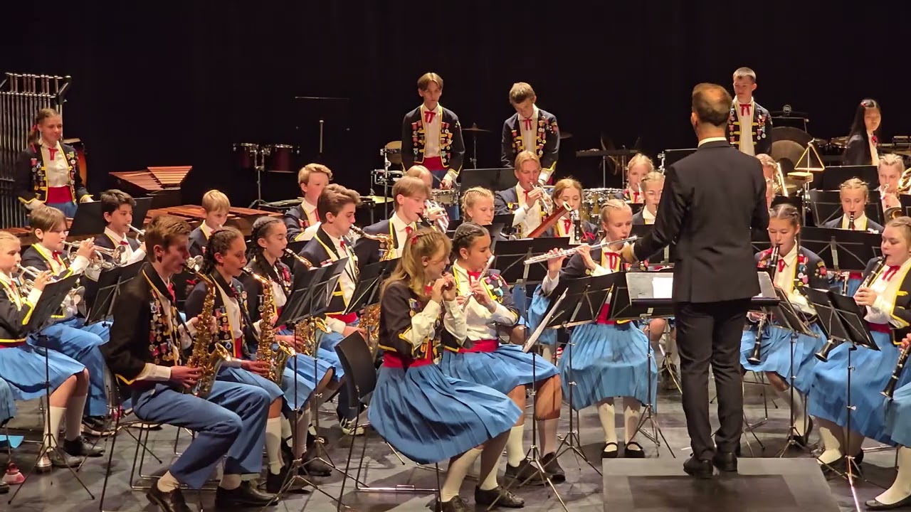 Country gardens - Over the moon - Voksen skoles musikkorps - NM skolekorps 2025