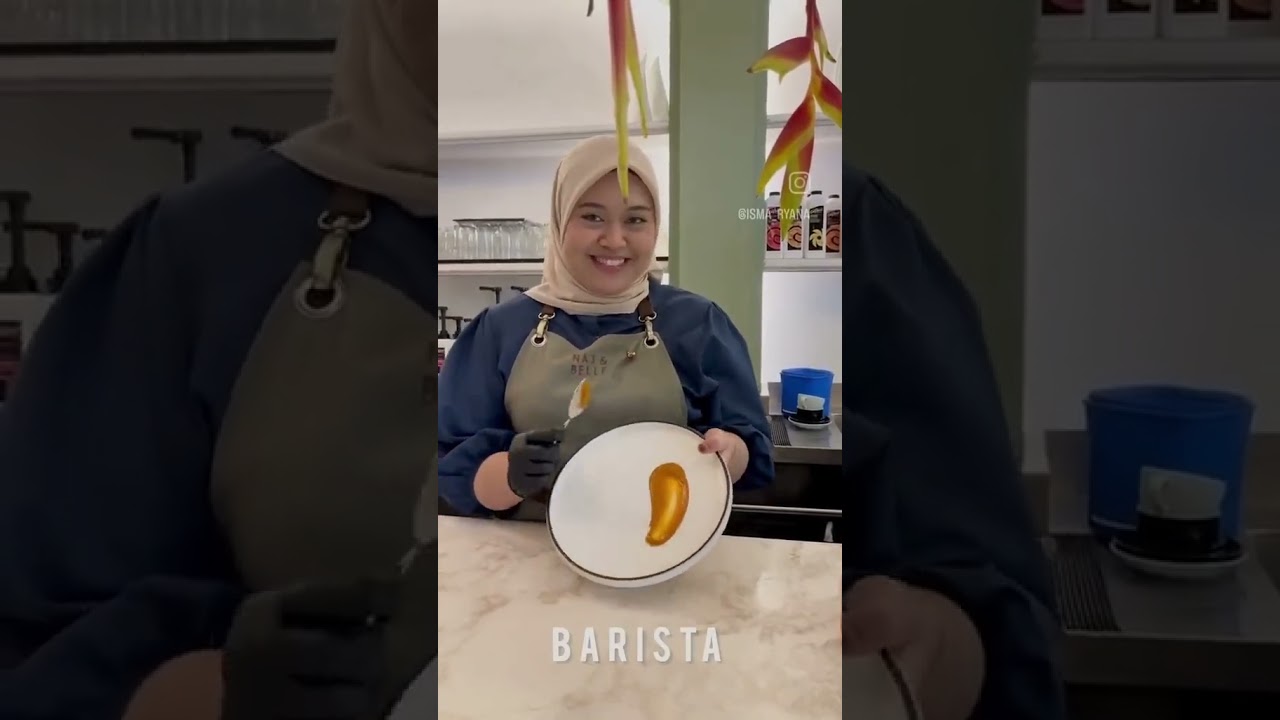 Who Can Sauce Plating Better?🤔🤔#chef #funny #food #foodie #kitchen #kitchenfun