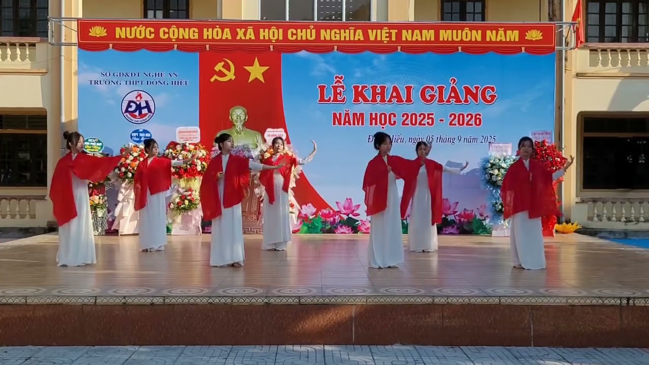 VĂN NGHỆ KHAI GIẢNG NĂM HỌC 2025-2026 
