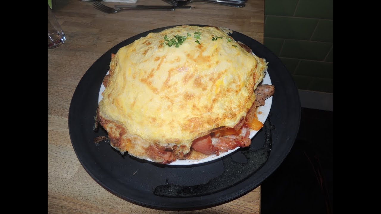 WELSH BREAKFAST OMELETTE CHALLENGE!!