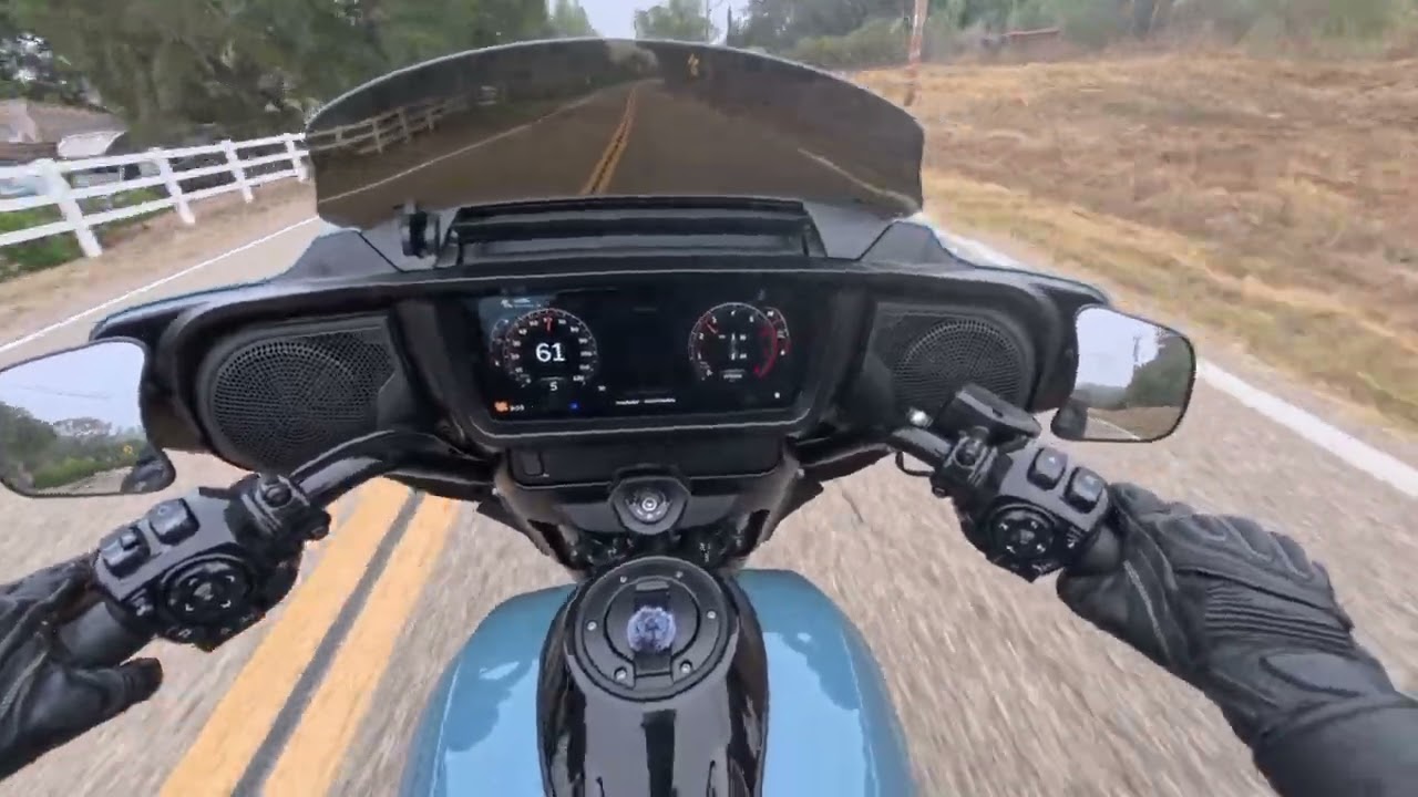 Rise and grind - morning rip on the Street Glide