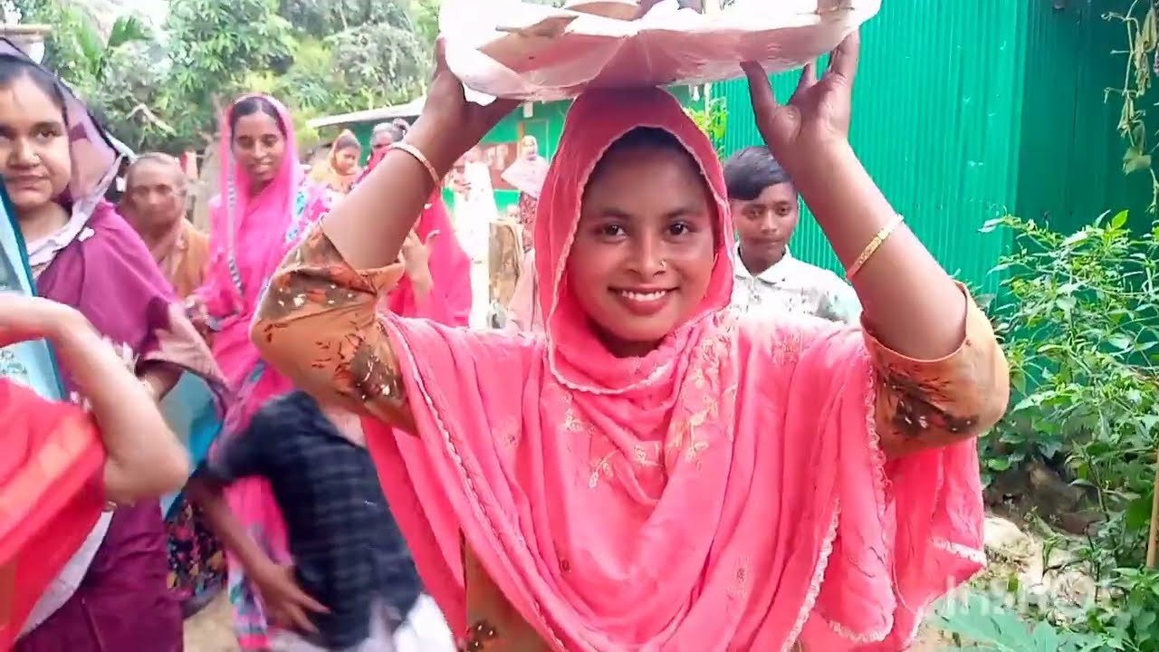 গায়ে হলুদে মেহেদী তোলার ভিডিও🌿🌿🌼