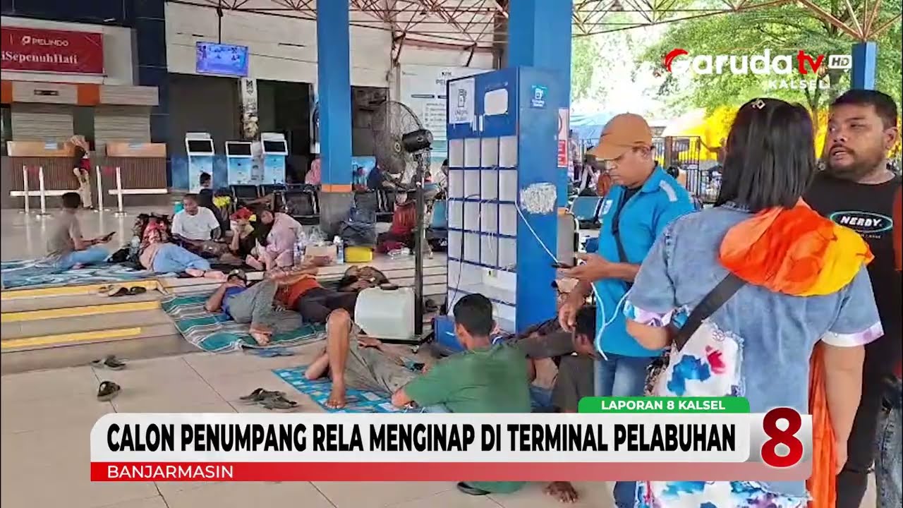 CALON PENUMPANG RELA MENGINAP DI TERMINAL PELABUHAN