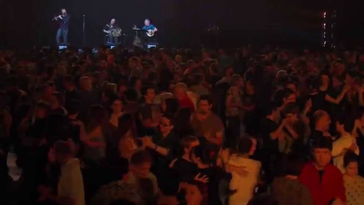 Fred Guichen, Dónal Lunny & Sylvain Barou - L'Antre (valse) @ Yaouank 2014