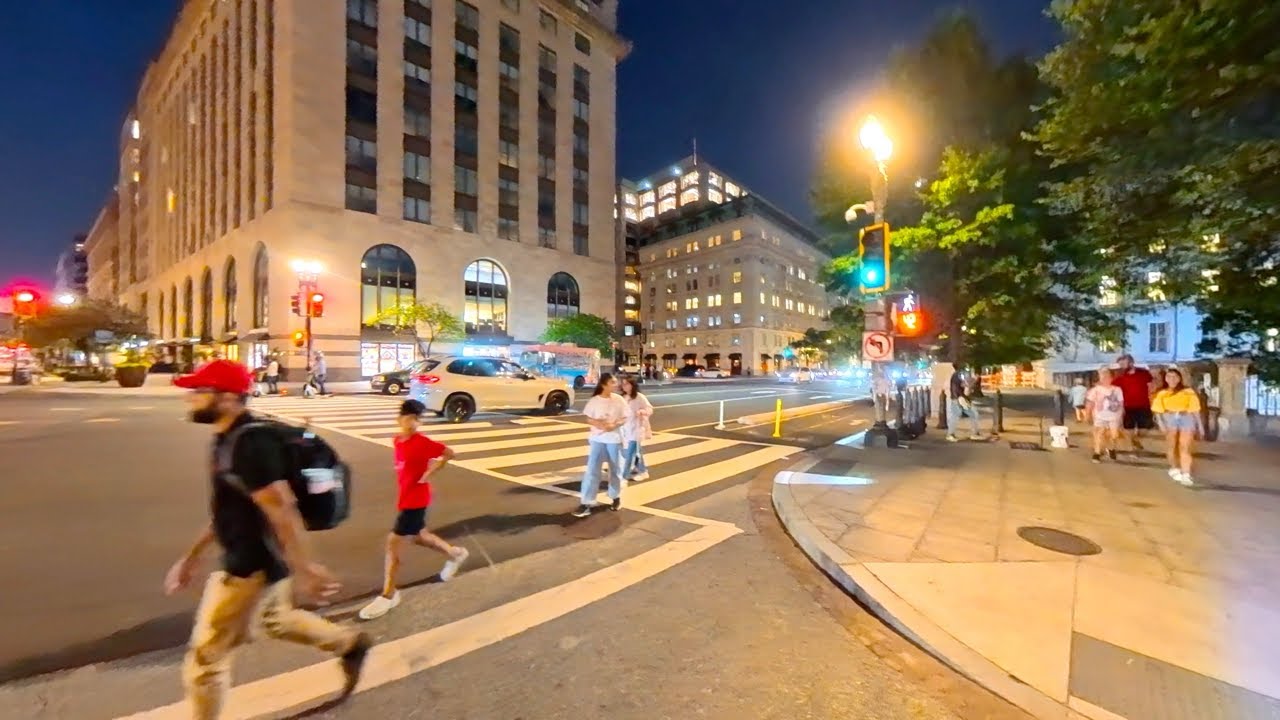 Washington DC’s Nighttime Beauty – A Peaceful Ride Through the City
