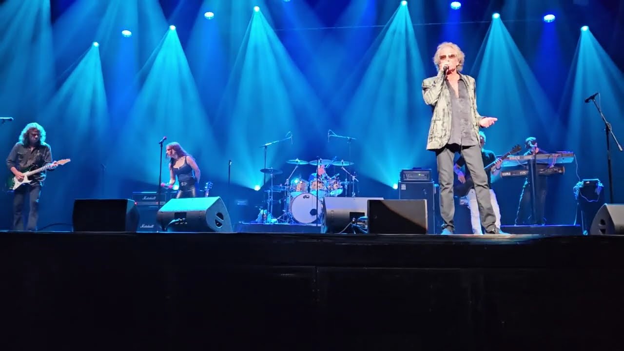 Starship Sara, Nothing's Gonna Stop Us Now, We Built This City at the Hard Rock Orlando, 28-Jul-25