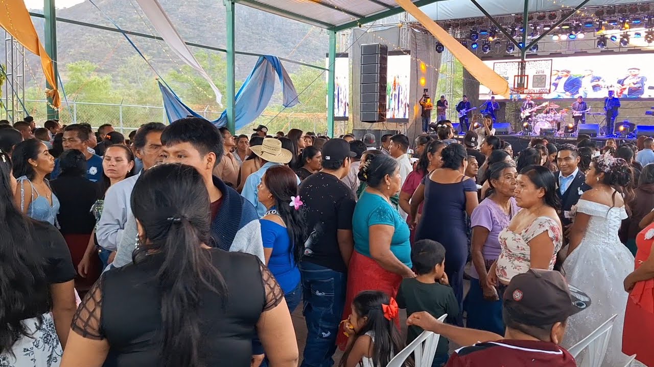 LOS DONNYS DE GUERRERO [ BODA DE LUIS FERNANDO Y MARIA ILIZABETH ] 